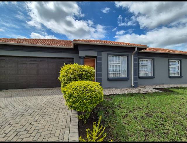 3 BEDROOM HOUSE FOR SALE IN NGWENYA RIVER ESTATE